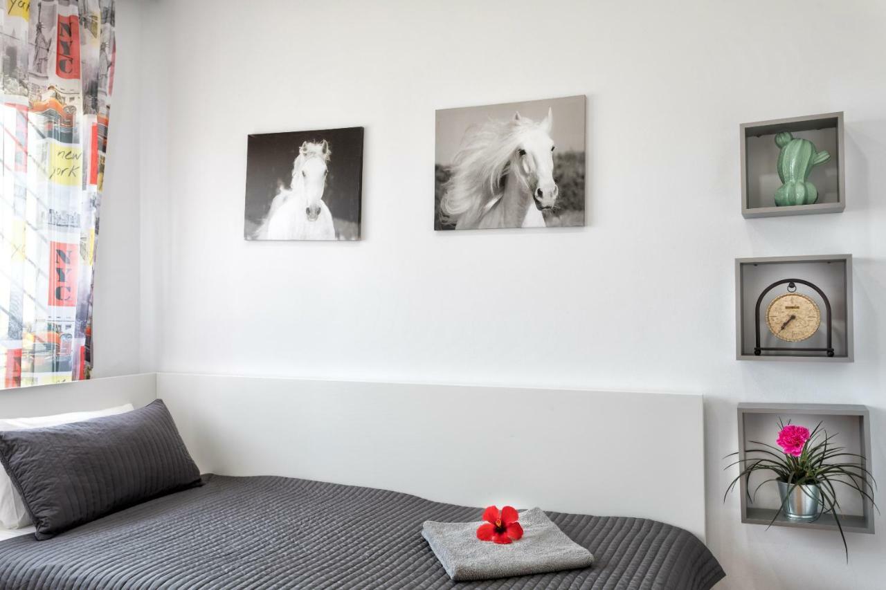 Costa Maresme Apartment サンタ・スサナ エクステリア 写真